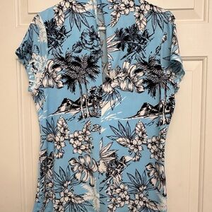 Black and White Fitted Graphic Blouse